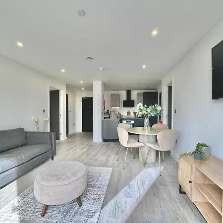 Style 36 With Free Secure Parking York