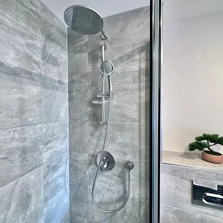Daire Style 36 With Free Secure Parking *